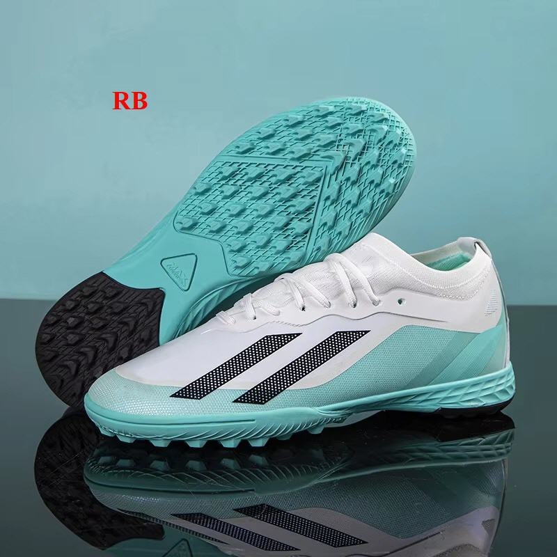Custom Assassin Professional Training Soccer Shoes Spikes Football Shoes